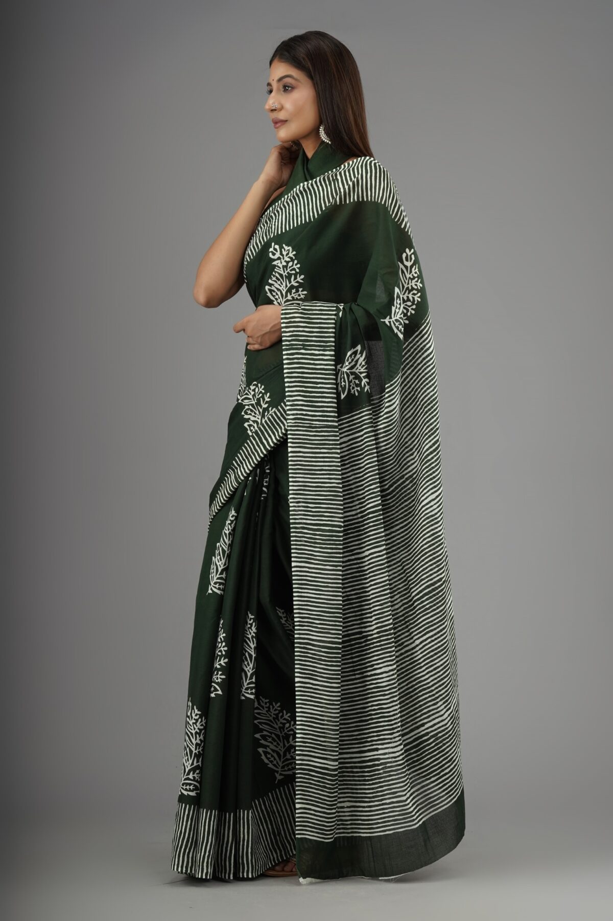 Screen print mulmul cotton saree with blouse piece