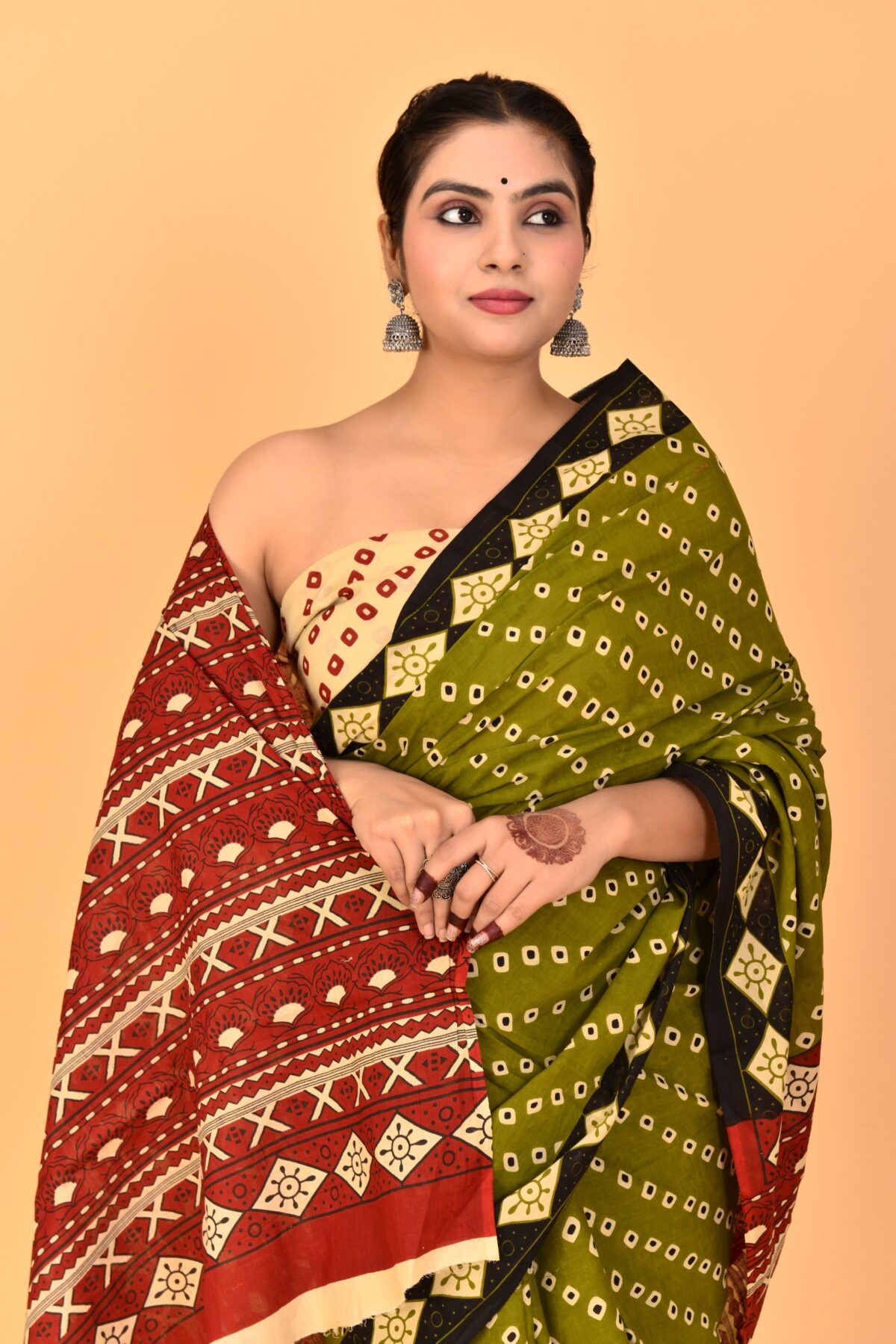 Soft Printed Mulmul Cotton Saree with Blouse Piece