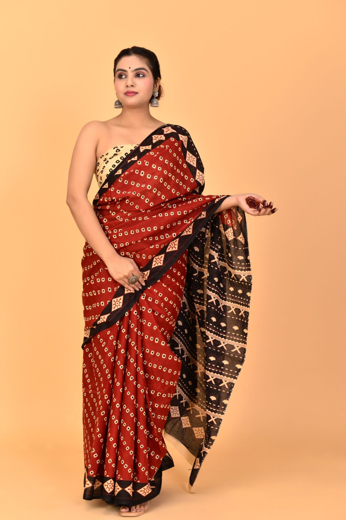 Soft Printed Mulmul Cotton Saree with Blouse Piece